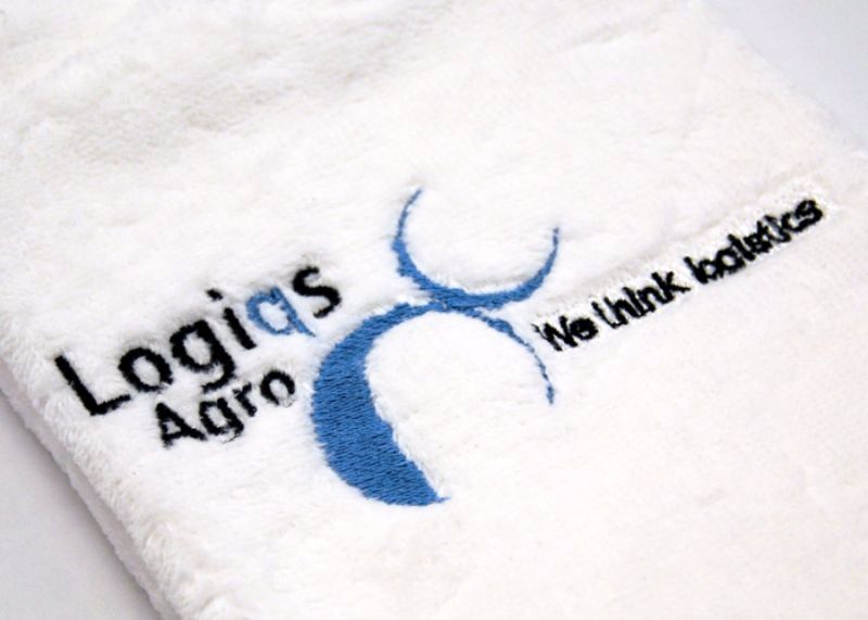 Golftowel with custom logo